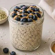 Overnight oats with blueberries